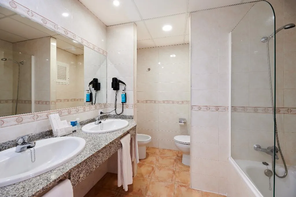 TRIPLE STANDARD Room, AluaSun Marbella Park, Costa Del Sol