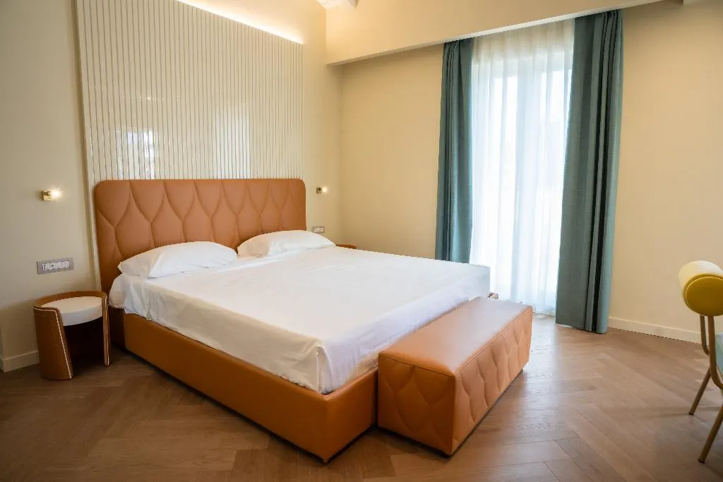 STUDIO CLASSIC ONE BEDROOM Room, Dimora Galeno, Rome