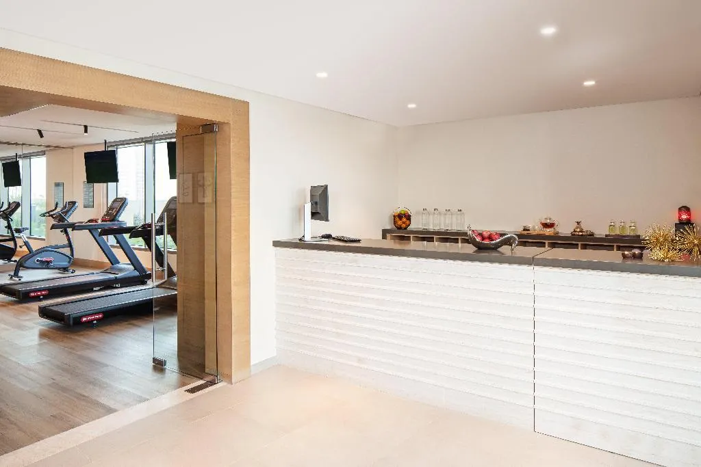 Sports and Entertainment, Holiday Inn Hotel & Suites Dubai Science Park, Dubai