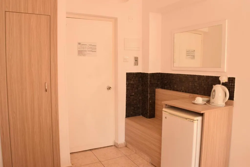 TRIPLE STANDARD Room, Pambos Napa Rocs, Cyprus