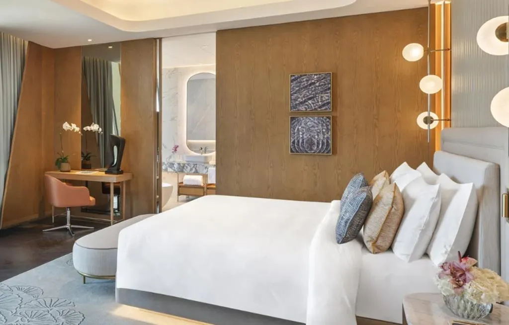 Room, Mandarin Oriental Downtown, Dubai, Dubai