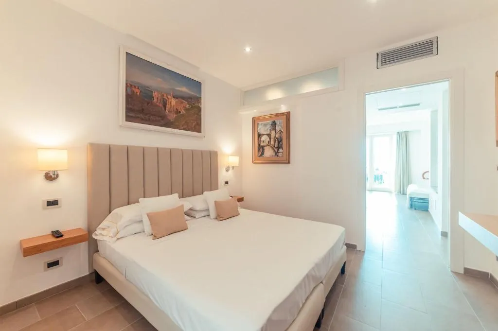 Room, Villa Paradiso, Taormina