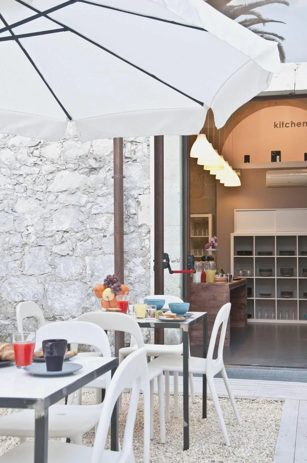 Restaurant, LoL Hostel Siracusa, Catania