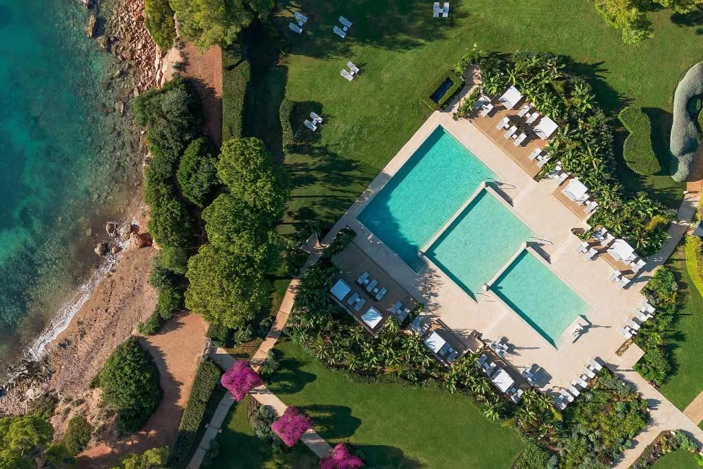 Pool, The St. Regis Mardavall Resort, Majorca