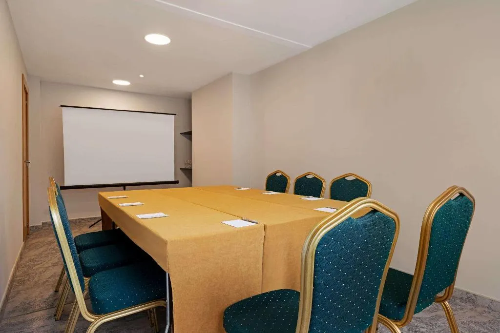 Conferences, Ramada by Wyndham Valencia Almussafes, Valencia