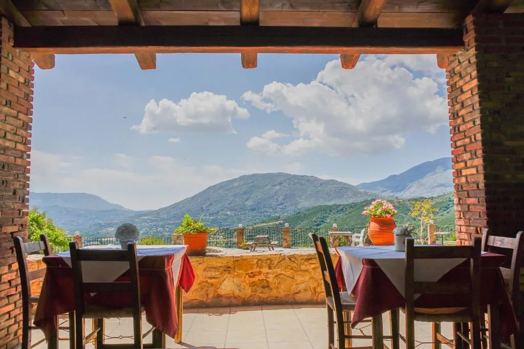 Restaurant, Aravanes Mountain Resort & Eco Cuisine, Crete
