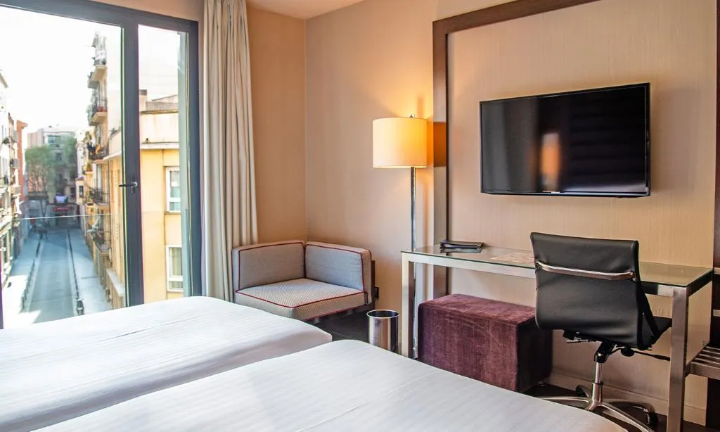 Double or Twin STANDARD Room, Pestana Arena Barcelona Boutique Hotel, Barcelona