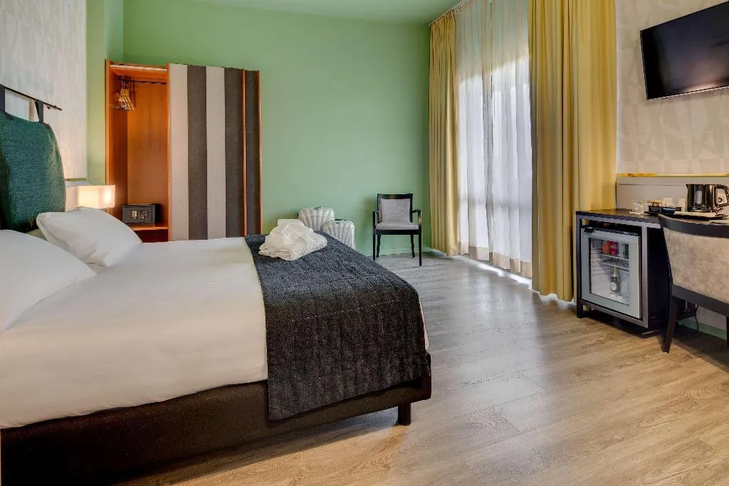 APARTMENT CAPACITY 5 TWO BEDROOMS Room, Best Western Plus CHC Florence, Florence