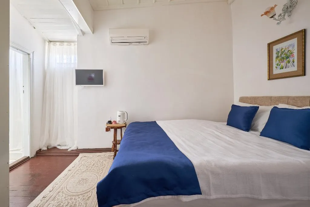 Room TWO BEDROOMS ONE BATHROOM Room, Papazin Konagi, Izmir