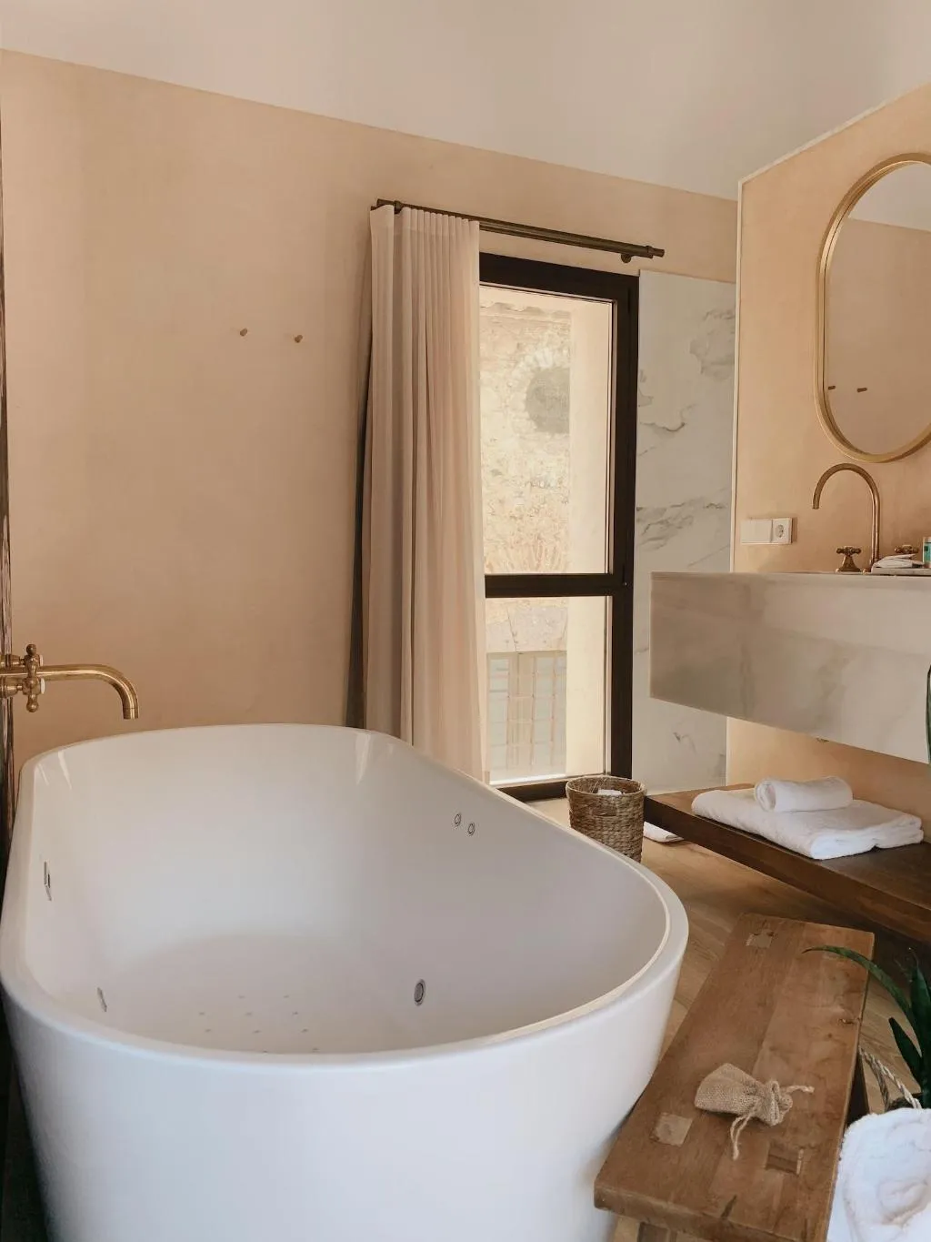 Room, Palau Macelli, Costa Brava