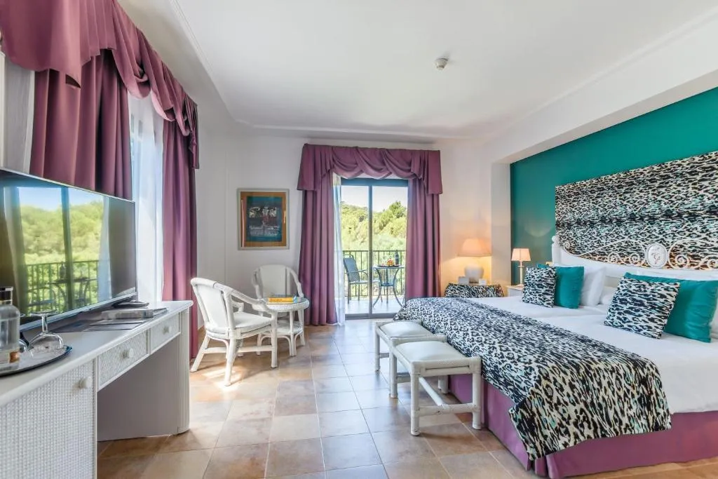 Double or Twin STANDARD Room, Lago Garden Apart-suites & Spa Hotel, Majorca