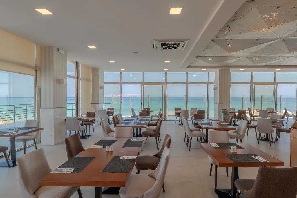 Restaurant, Themis Beach Hotel, Crete