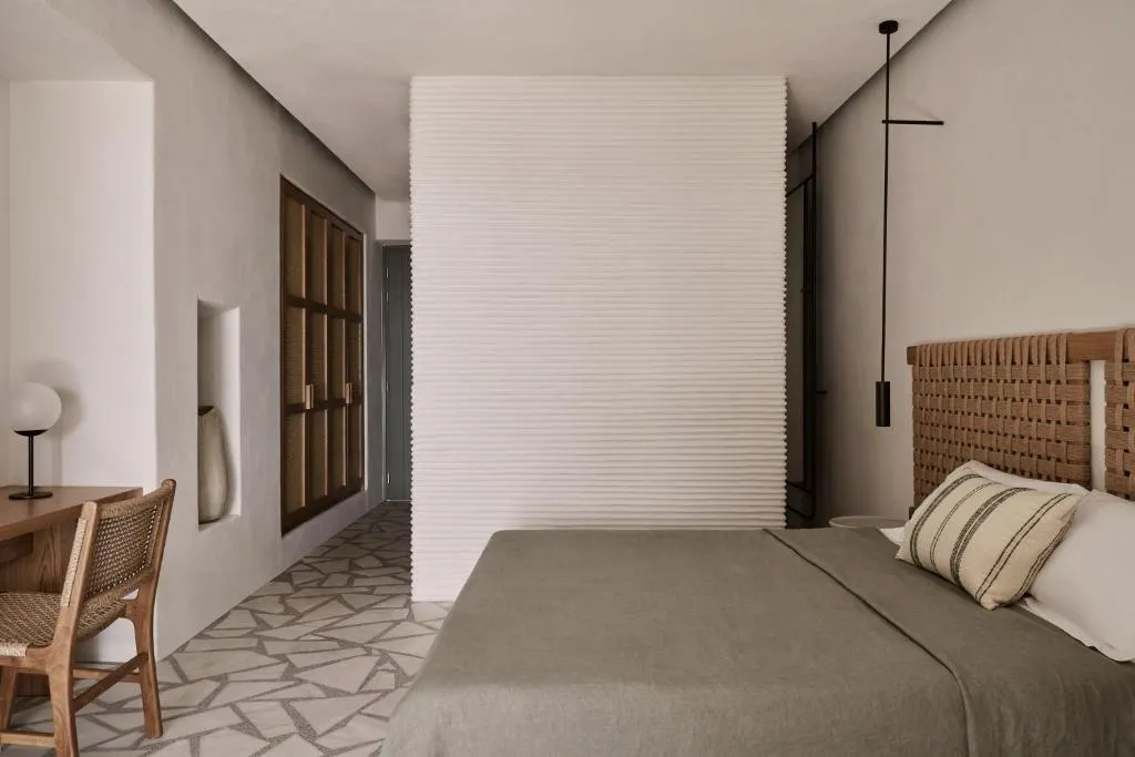 JUNIOR SUITE POOL VIEW Room, Archipelagos All Suites, Mykonos