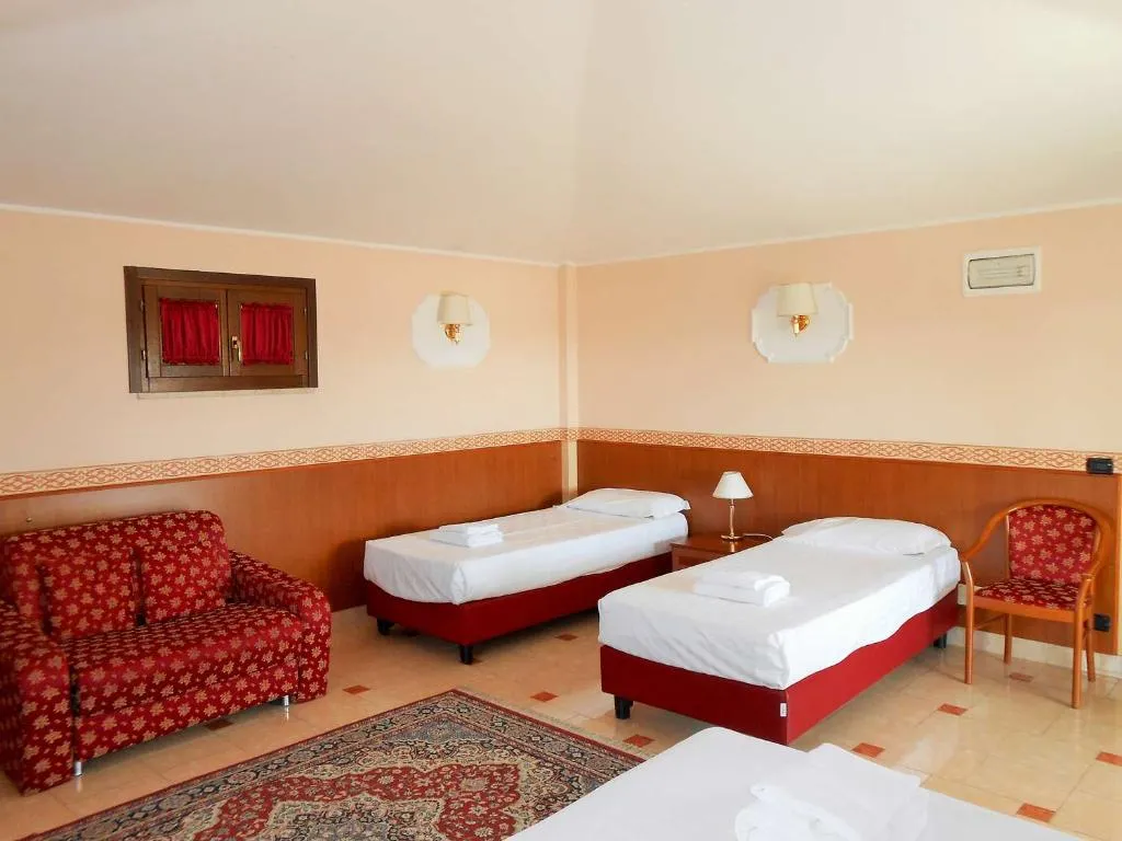 Room, Hotel Riviera Fiumicino, Rome