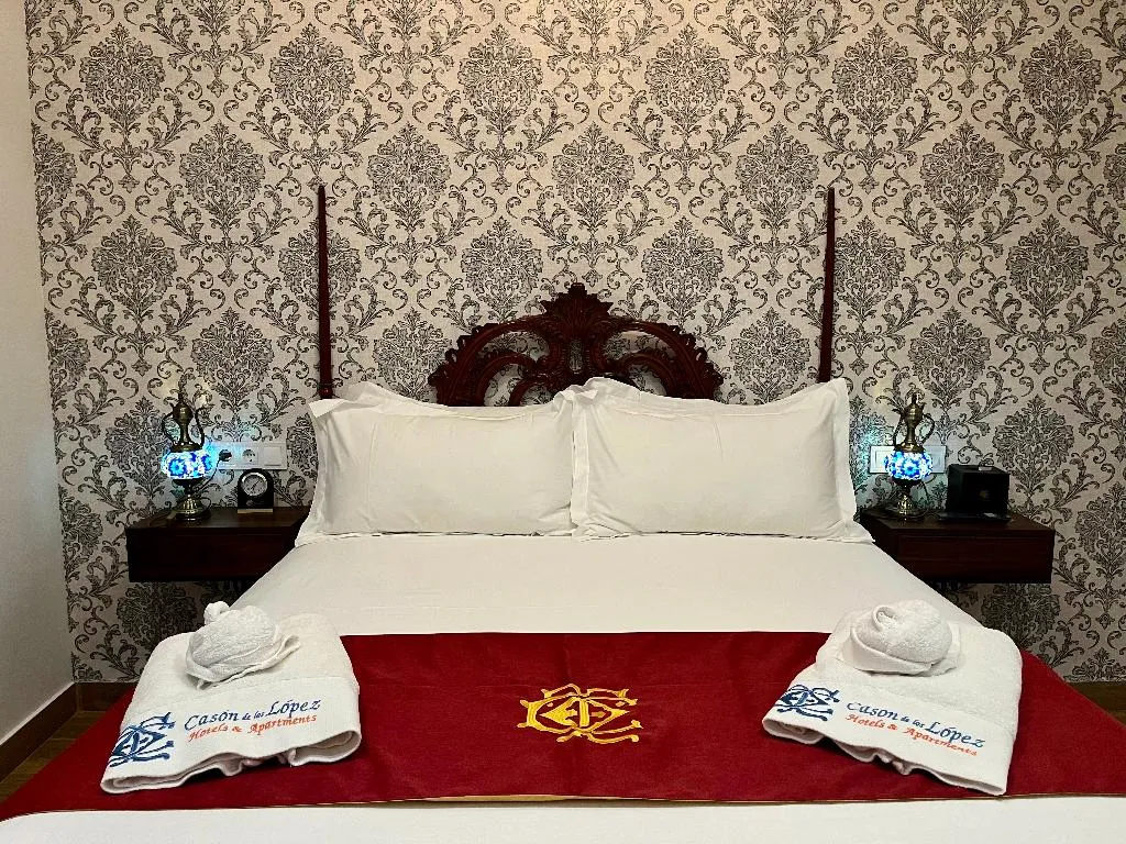 APARTMENT DELUXE Room, Cason De Los Lopez Apartments, Madrid