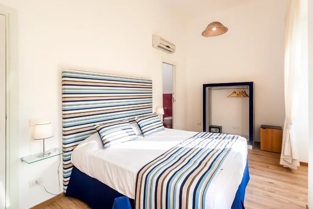 Double or Twin COMFORT Room, Palazzo Starace, Naples