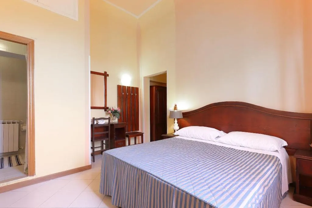 Room, Adre Majestic View, Florence