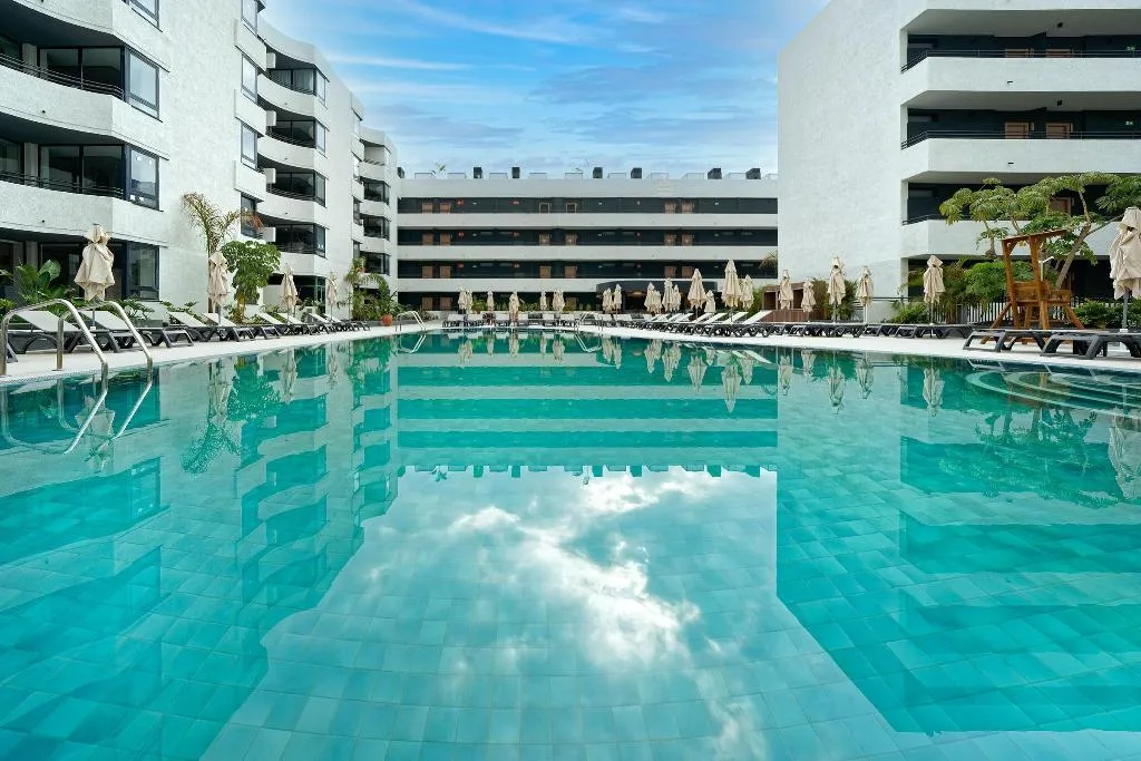 Pool, HOVIMA Suites Costa Adeje, Tenerife