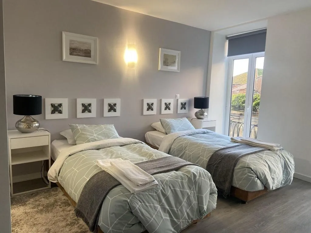 Room, Residencial Triunfo, Porto