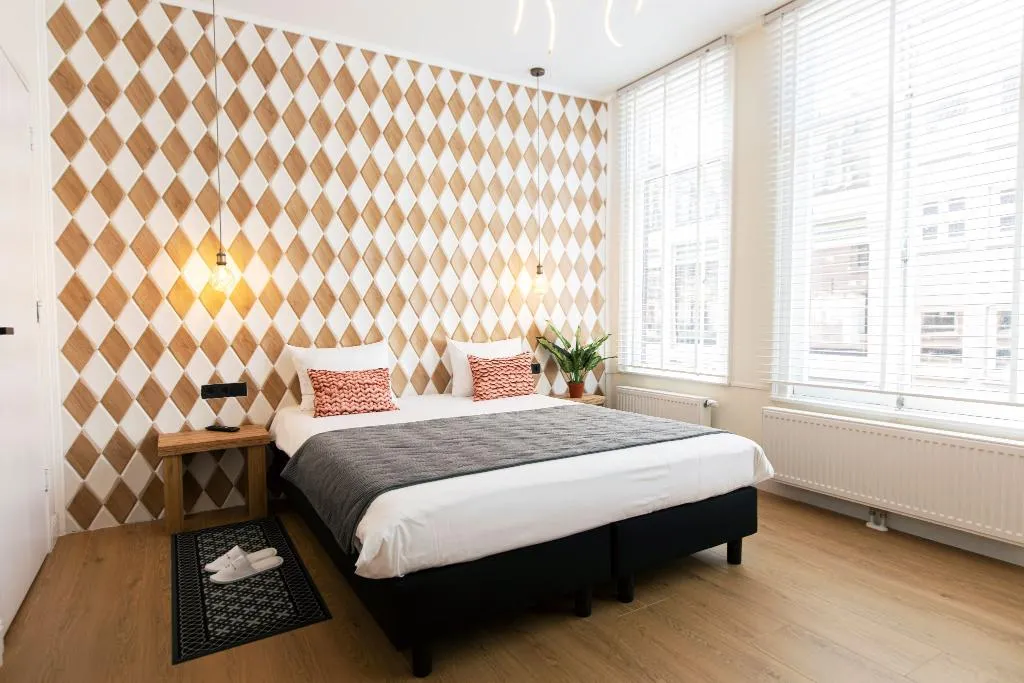 DOUBLE LUXURY Room, Quentin Golden Bear Hotel, Amsterdam