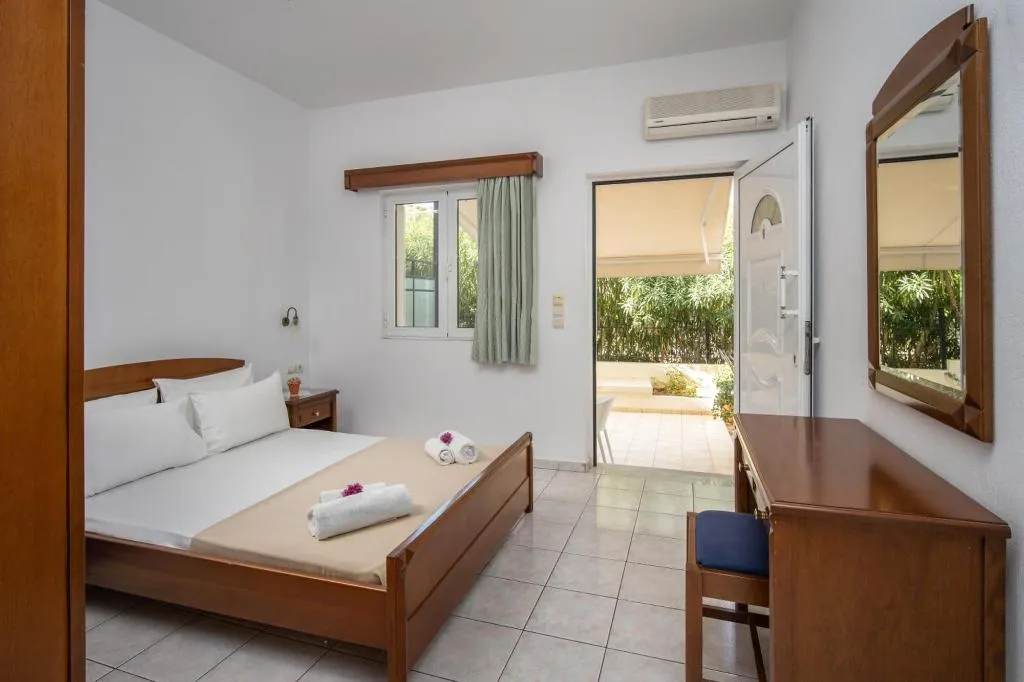 Room, Astir Studios, Crete