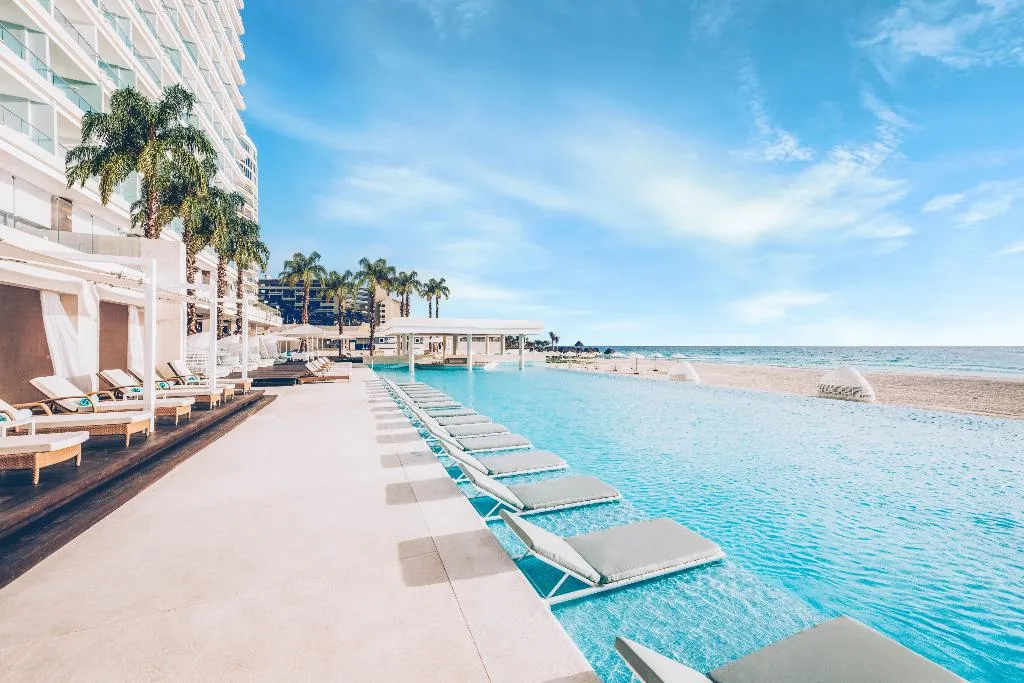 Pool, Iberostar Selection Coral Cancun All Inclusive, Cancun Area