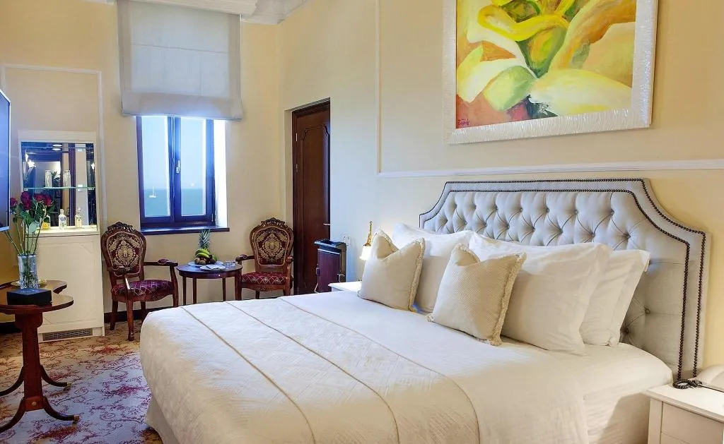 Room, Grande Albergo Delle Rose, Rhodes