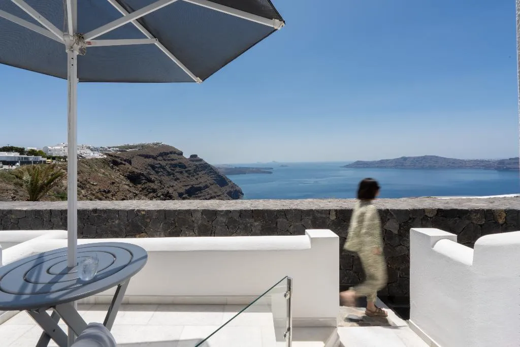 QUADRUPLE TWO BEDROOMS ONE BATHROOM Room, Santorini Princess Spa Hotel, Santorini