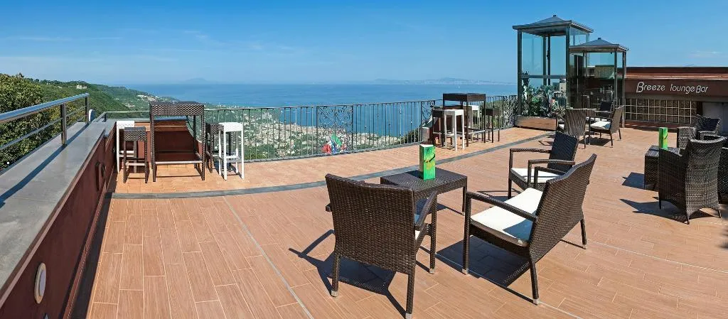 General view, Hotel Prestige, Naples