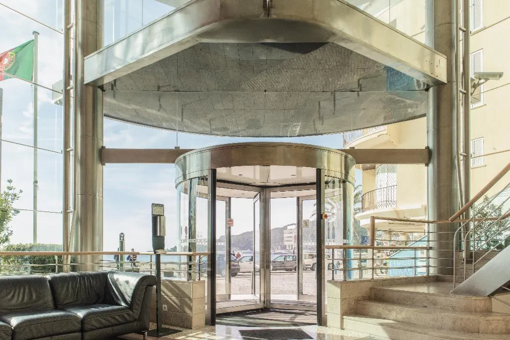 Lobby, SANA Sesimbra, Lisbon