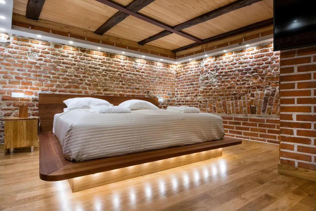 SUITE KING SIZE BED Room, Aparthotel Stare Miasto, Krakow
