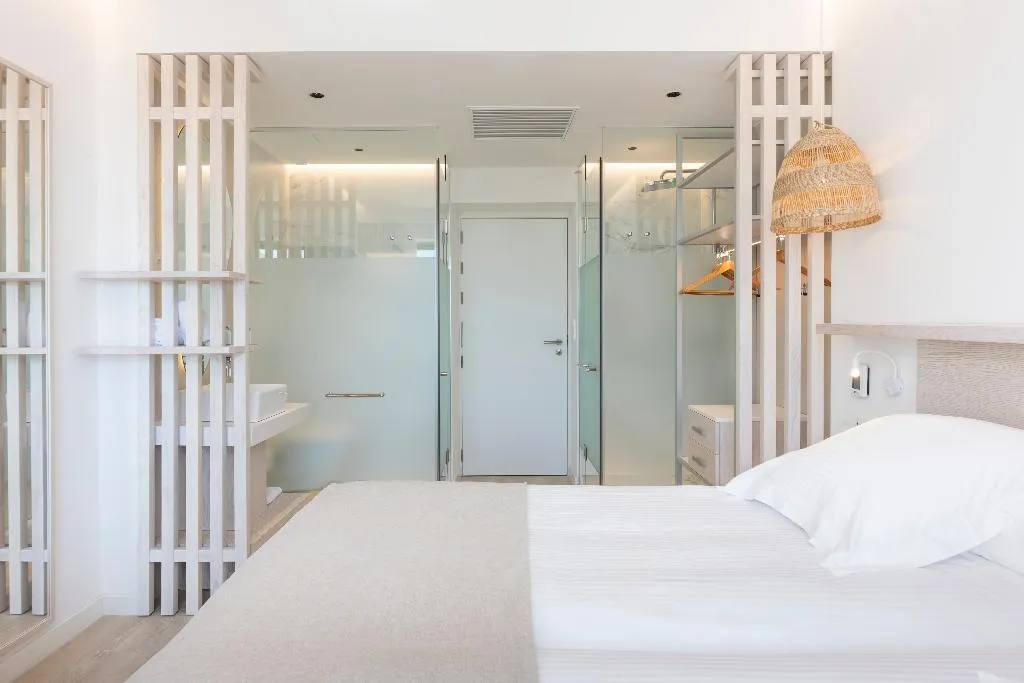 DOUBLE SINGLE USE DELUXE Room, Valentin Somni Hotel and Suites, Majorca
