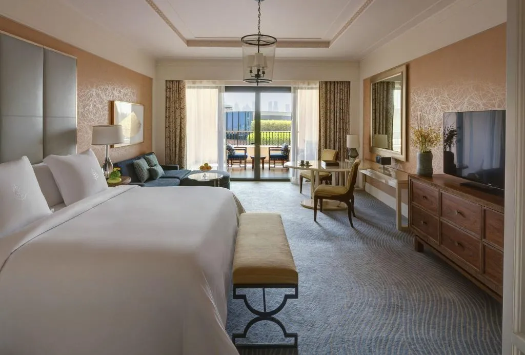 Room, Four Seasons Resort Dubai at Jumeirah Beach, Dubai