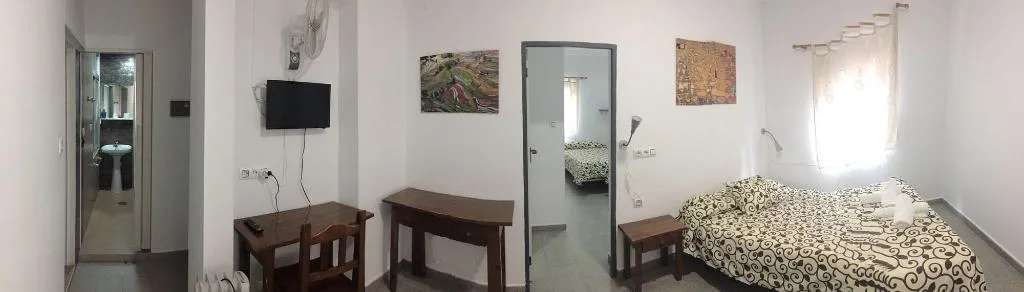 Room, Hospedaje Lisboa Algeciras, Costa De La Luz