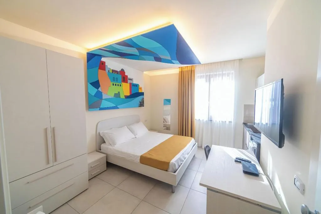 Room, Happyrooms, Naples