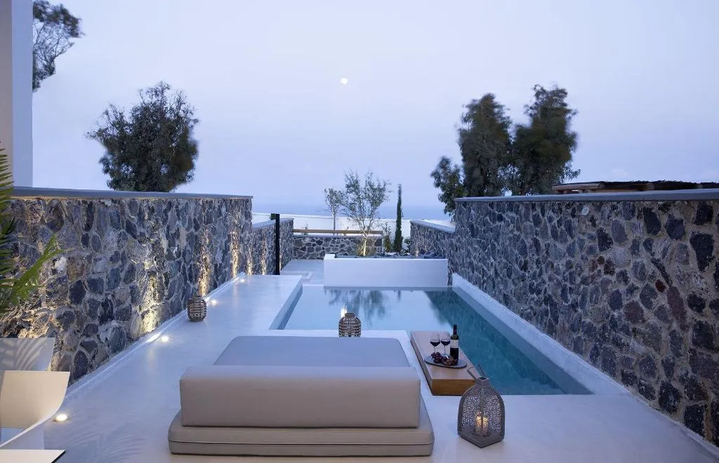 Room, June Twenty Suites, Santorini