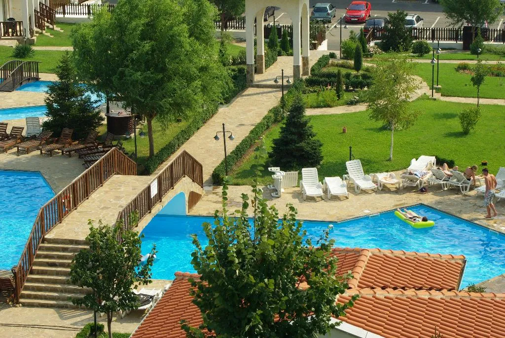 Pool, Kampani bells apart Complex, Bourgas