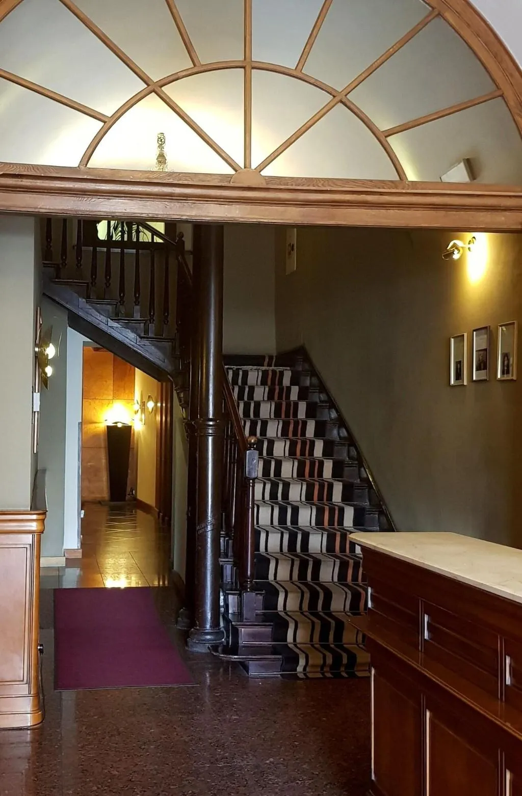 Lobby, Wentzl, Krakow