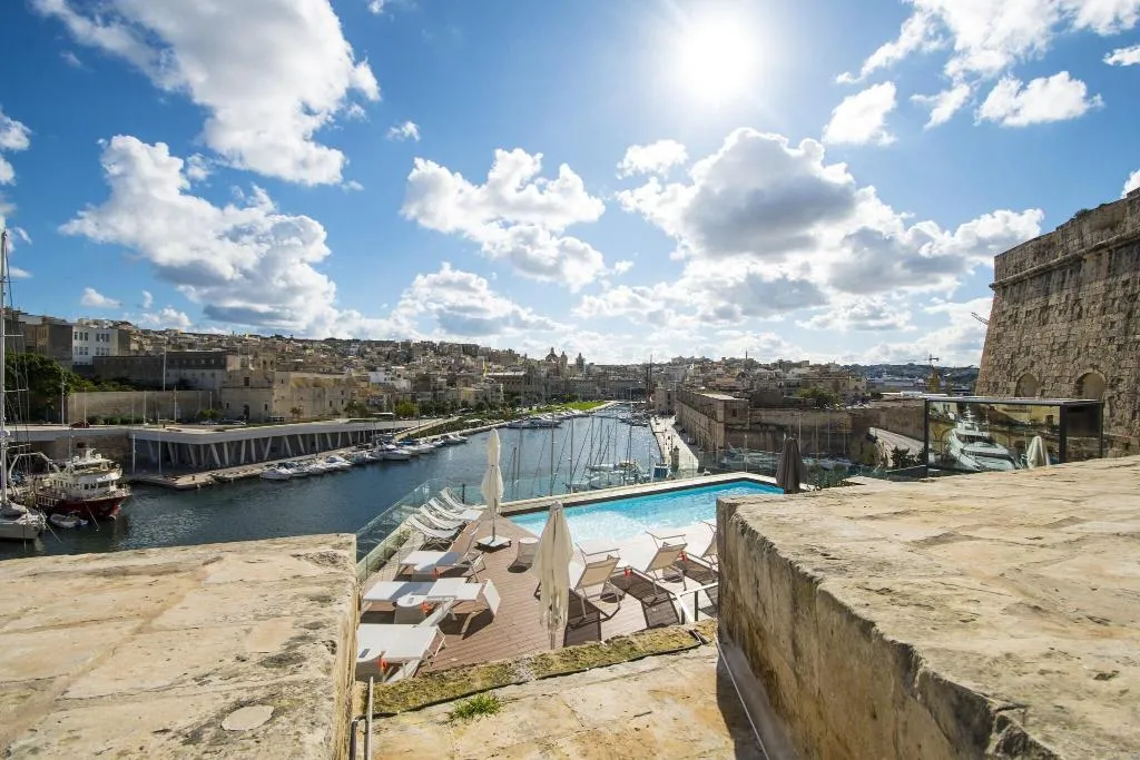 Pool, Cugó Gran Macina Grand Harbour, Malta