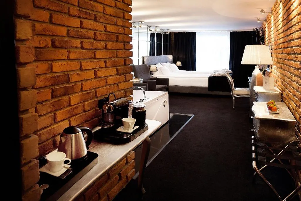 DOUBLE DELUXE KING BED Room, Betmanowska Main Square Residence, Krakow