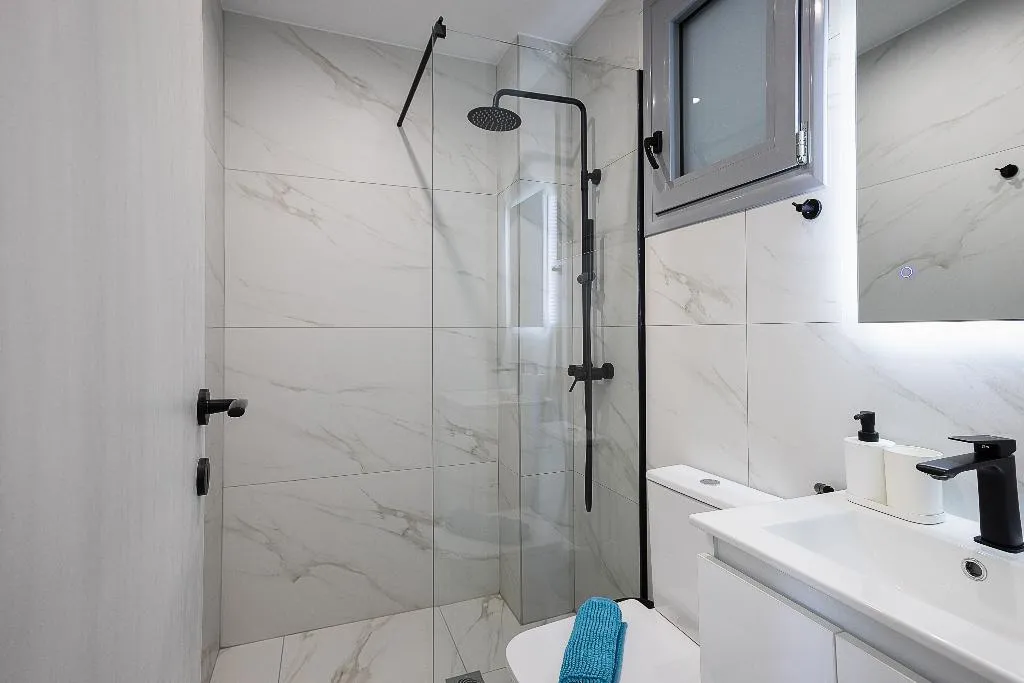 DOUBLE SUPERIOR WITH TERRACE Room, Omnia Pagrati Apartments, Athens