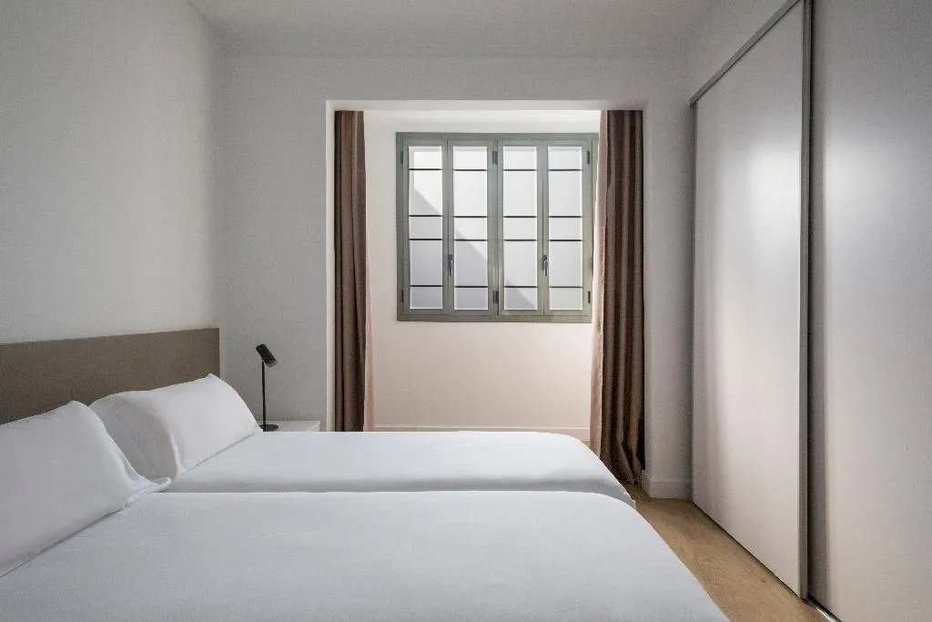 APARTMENT EXECUTIVE Room, Barcelona Apartment Viladomat, Barcelona