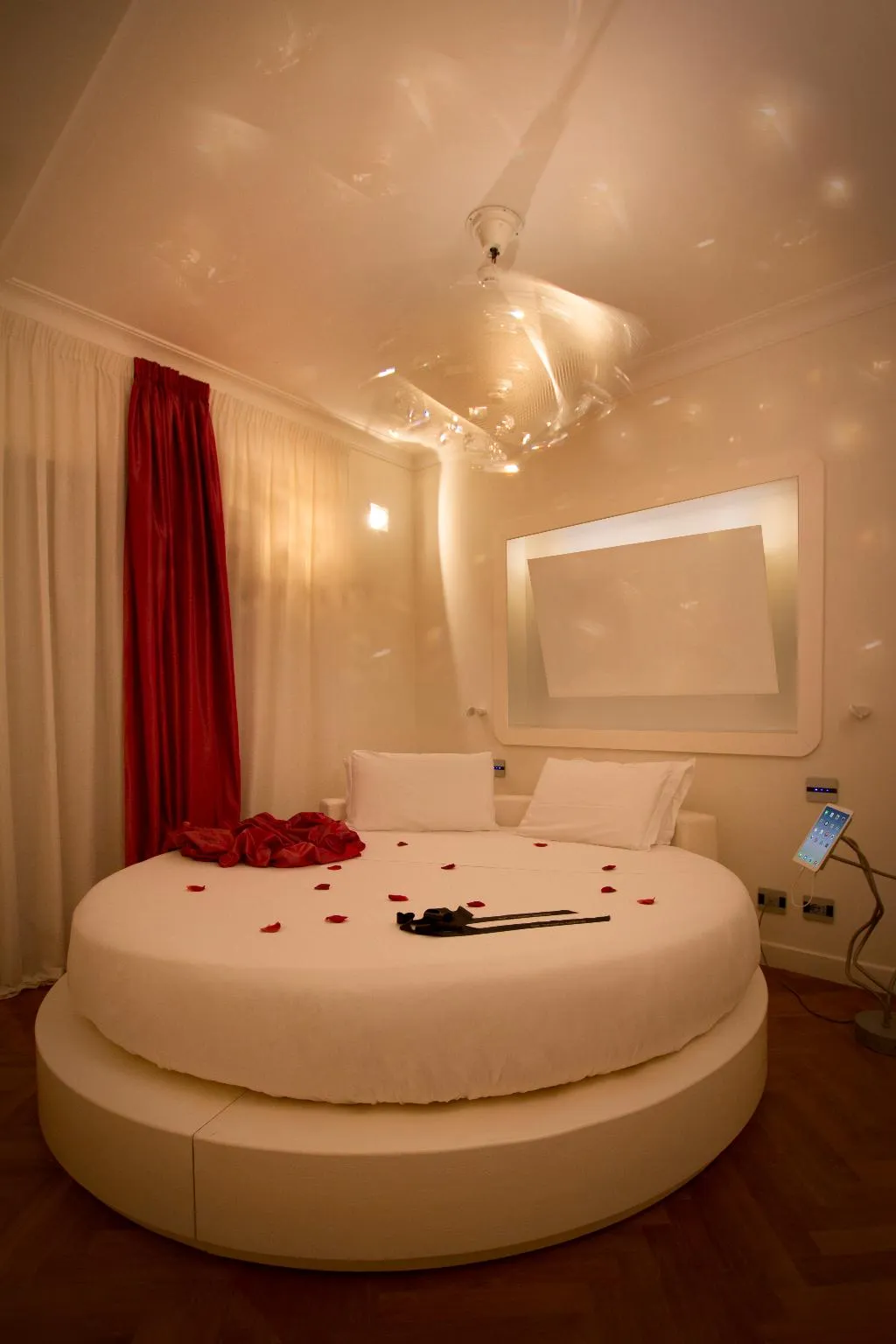 SUITE GRAND DELUXE Room, SuiteSistina For Brave Lovers, Rome
