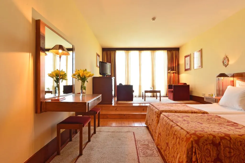 Double or Twin STANDARD Room, Pousada Mosteiro de Guimaraes - Monument Hotel, Porto