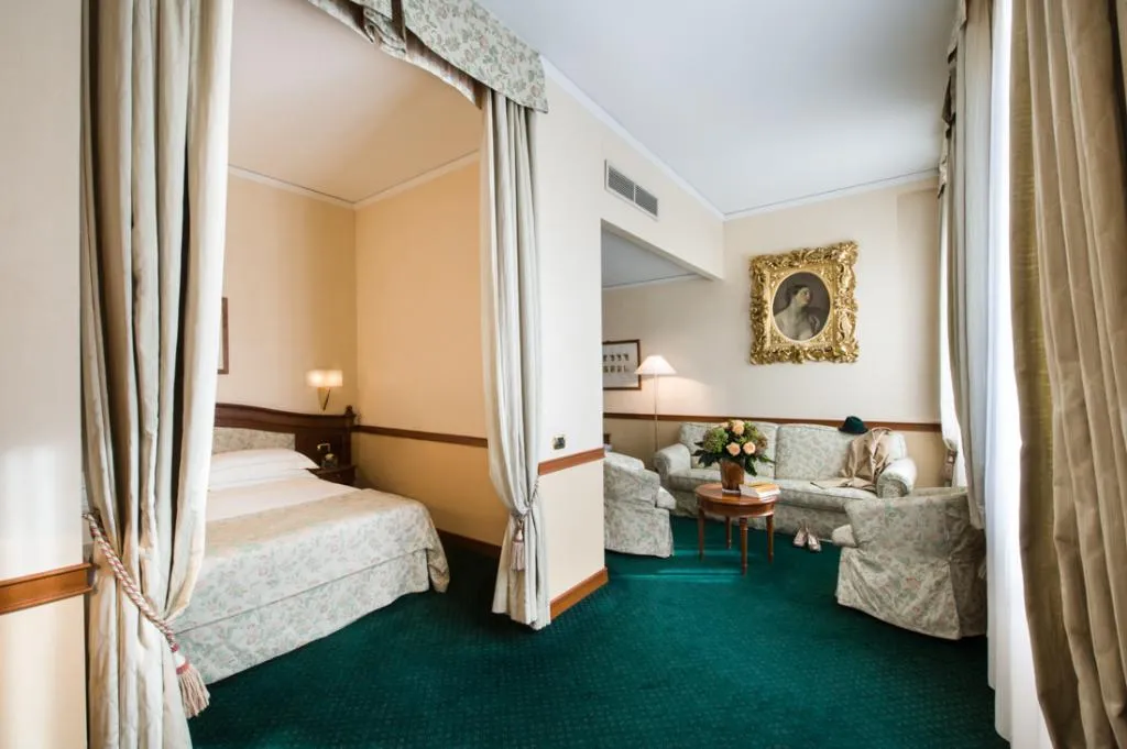 JUNIOR SUITE DELUXE Room, Degli Orafi, Florence