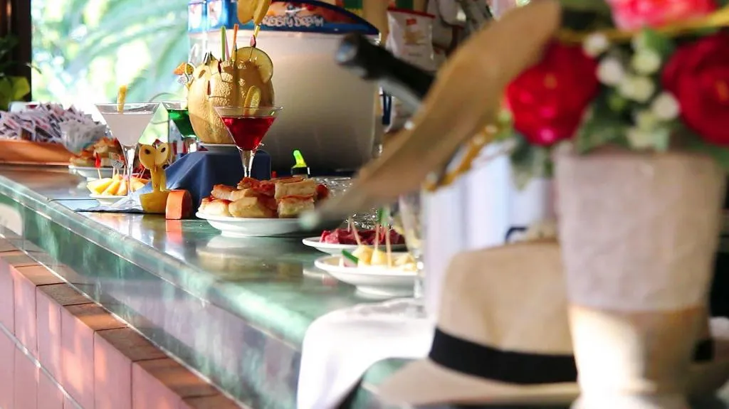 Bar, Villaggio Dei Pini, Cagliari