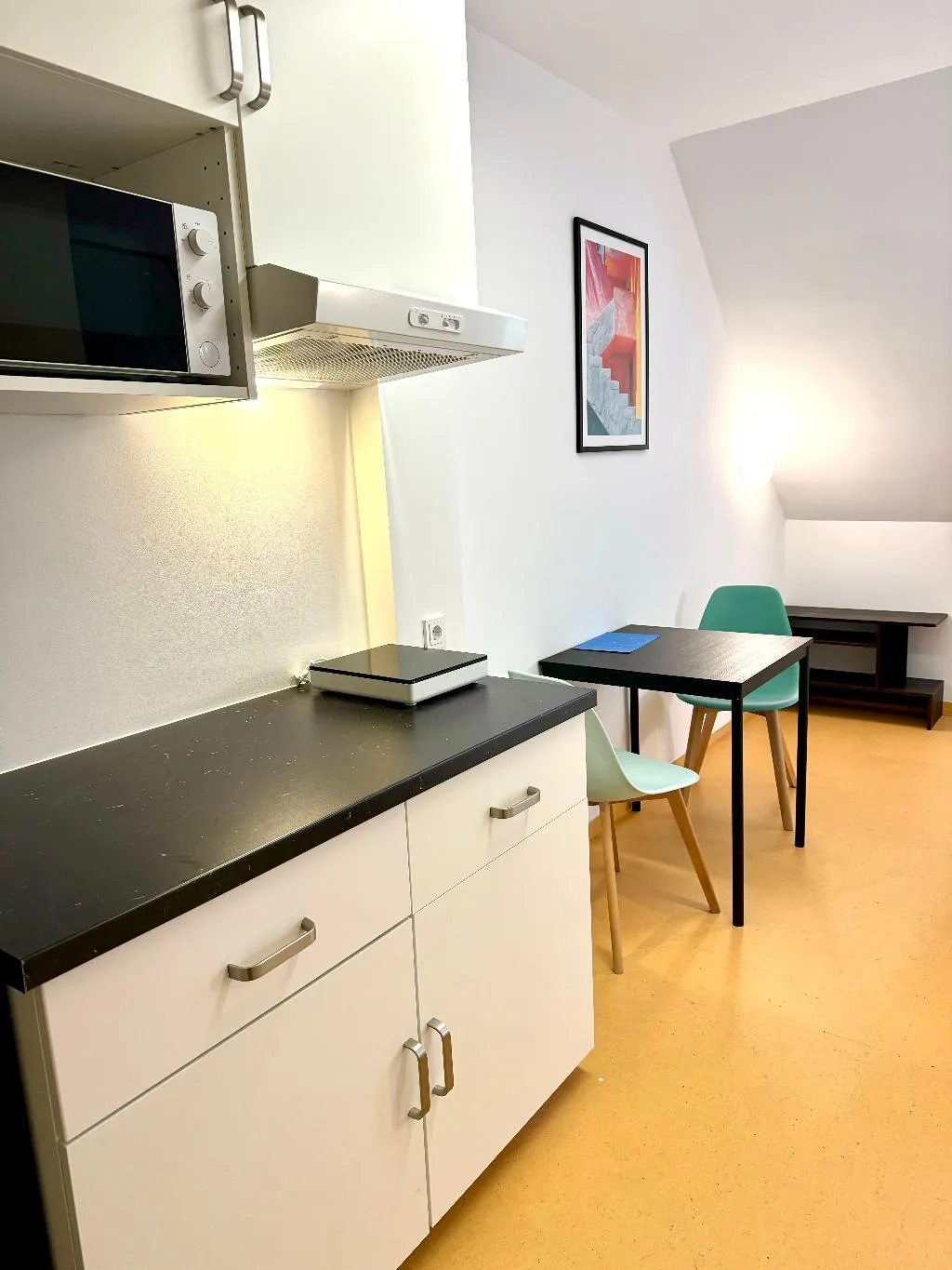 APARTMENT ONE BEDROOM ONE BATHROOM Room, a&t Hostel Wien, Vienna