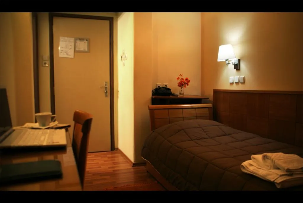 SINGLE STANDARD Room, Lakonia, Athens