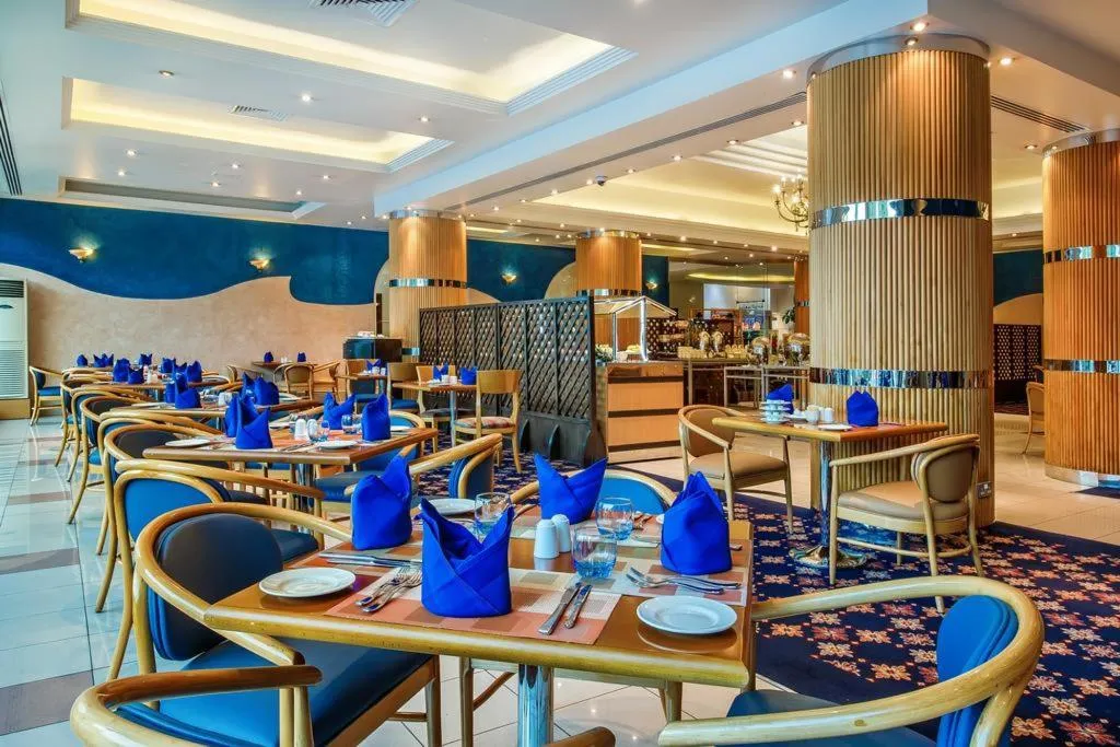 Restaurant, Holiday International, Dubai