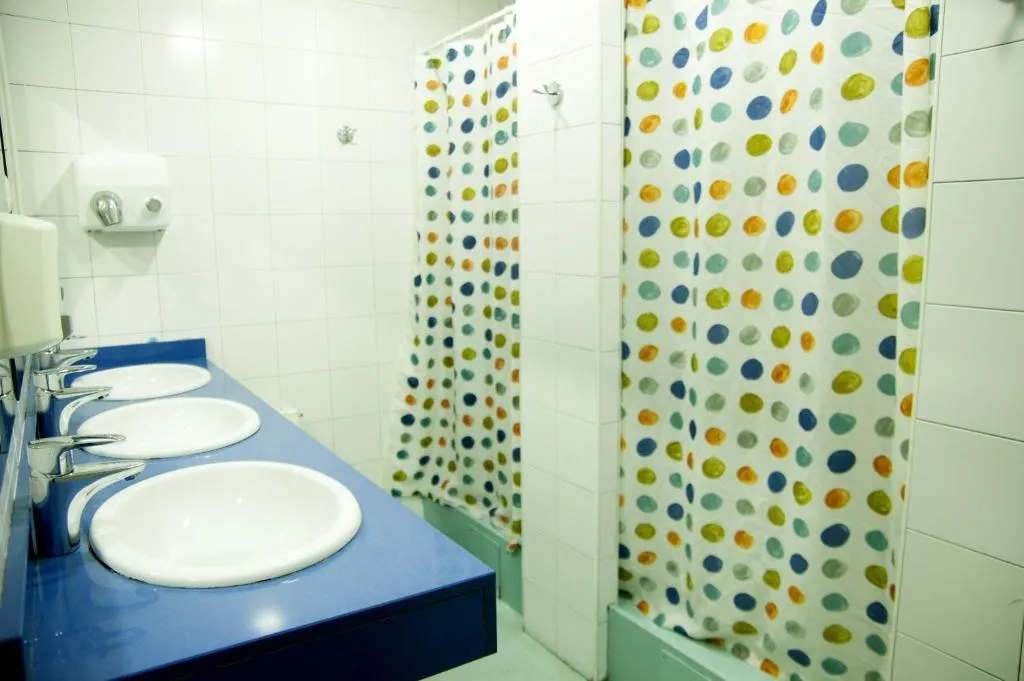 Bed in dormitory CAPACITY 6 Room, Be Dream Hostel, Barcelona